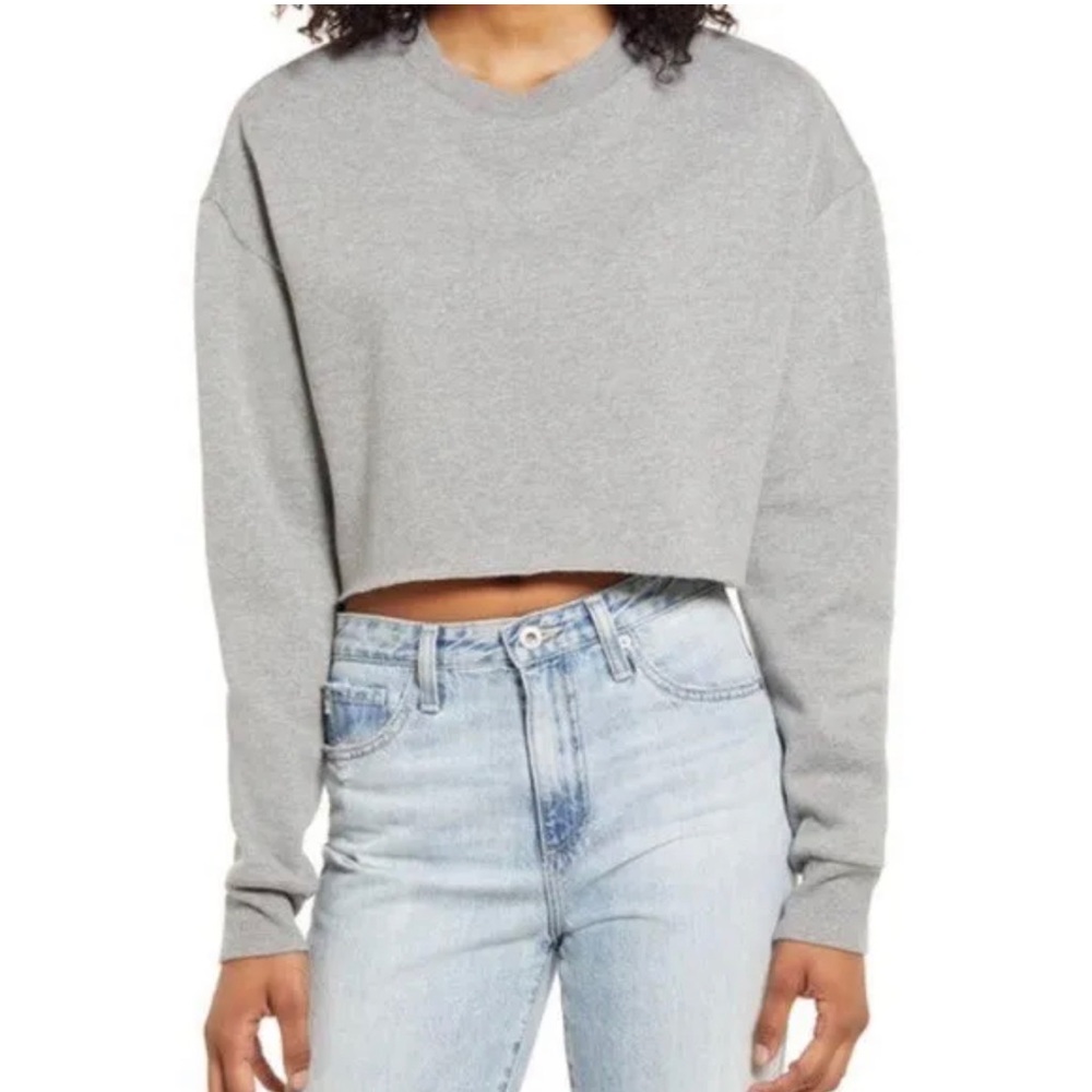 Socialite Crop Sweatshirt Crew Neck